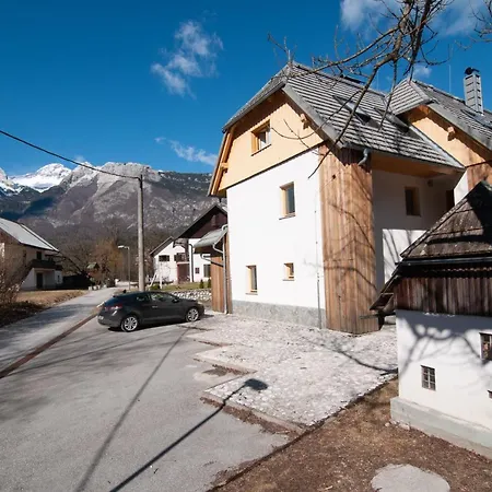 Pierta Апартаменты Бовец